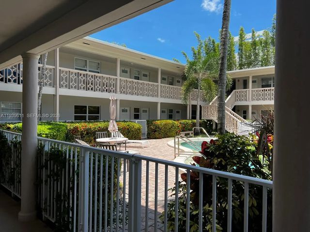2701 Ne 1st Street #203, Pompano Beach