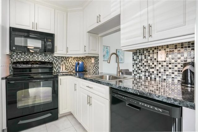 2 of 35 - 4801 Nw 34th Street #406, Lauderdale Lakes, FL