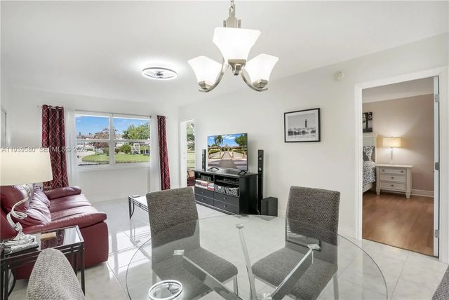 3 of 35 - 4801 Nw 34th Street #406, Lauderdale Lakes, FL