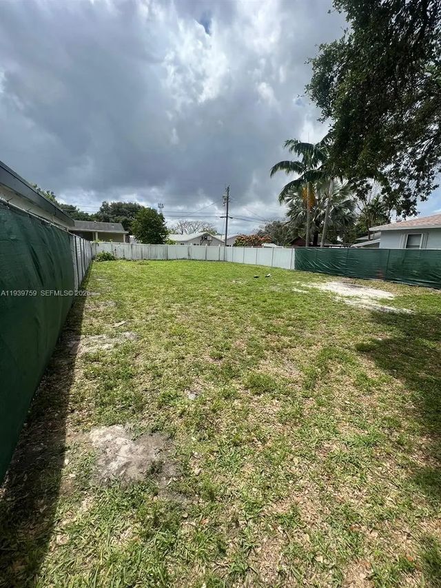 3 of 3 - 6122 Garfield Street, Hollywood, FL