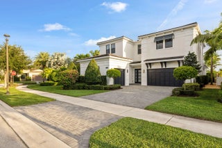 Photo of Listing #R11151804