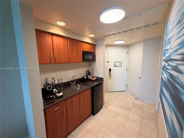 4 of 11 - 18001 Collins Avenue #2312, Sunny Isles Beach, FL