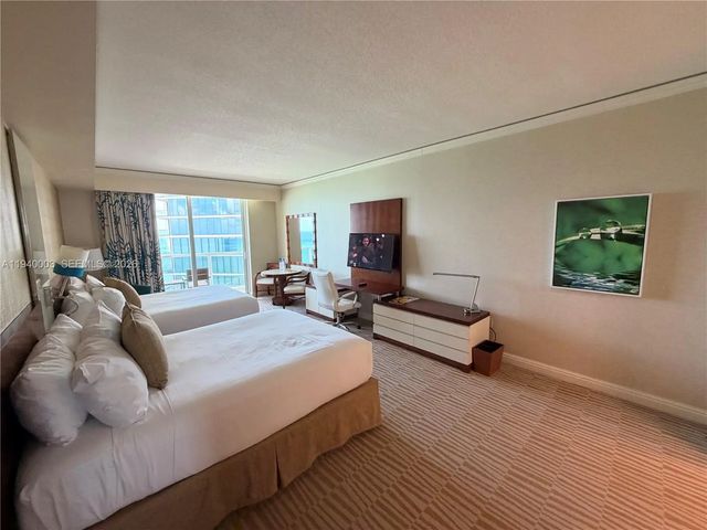 5 of 11 - 18001 Collins Avenue #2312, Sunny Isles Beach, FL