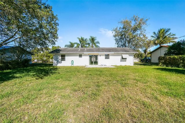 3 of 38 - 516 Sw Buswell Avenue, Port St. Lucie, FL