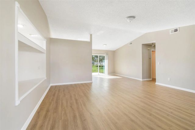 5 of 38 - 516 Sw Buswell Avenue, Port St. Lucie, FL