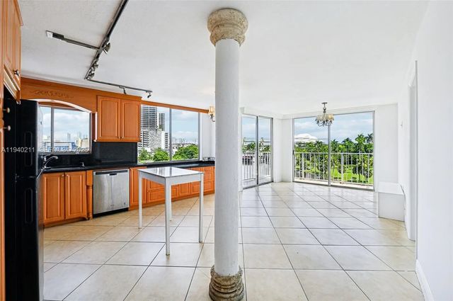 5 of 26 - 1740 N River Drive #614, Miami, FL