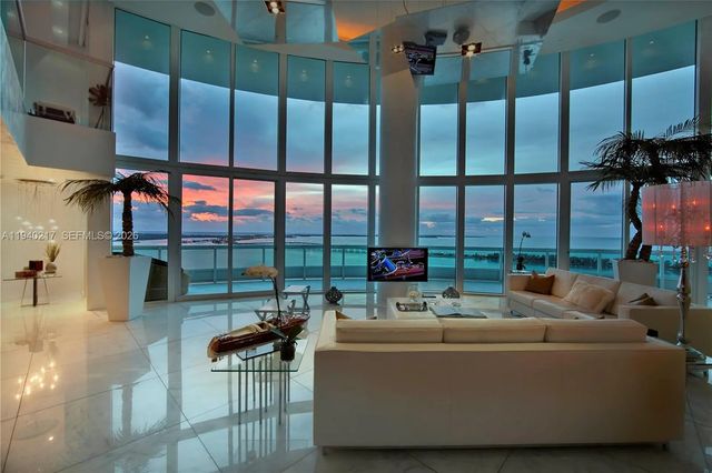 1643 Brickell Avenue #2902, Miami