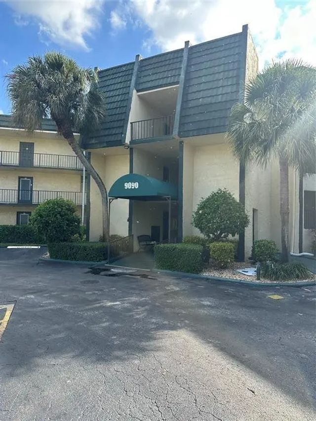 9090 Lime Bay Boulevard #115, Tamarac
