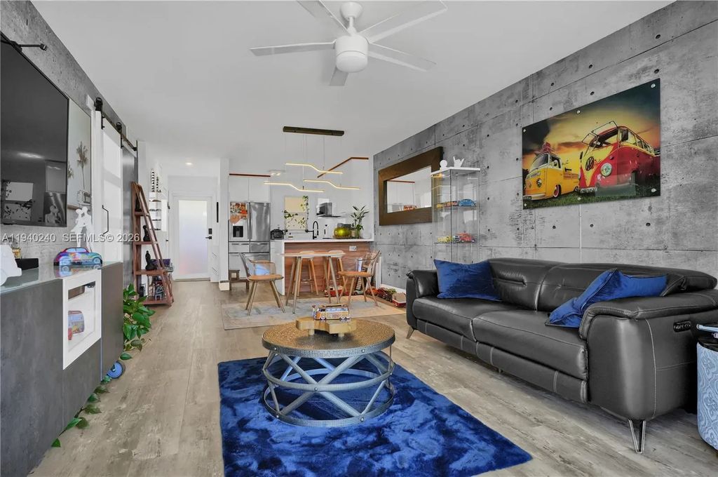 8900 Washington Boulevard #320, Pembroke Pines