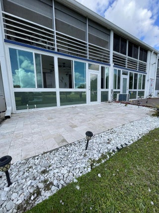 Photo of Listing #R11151949