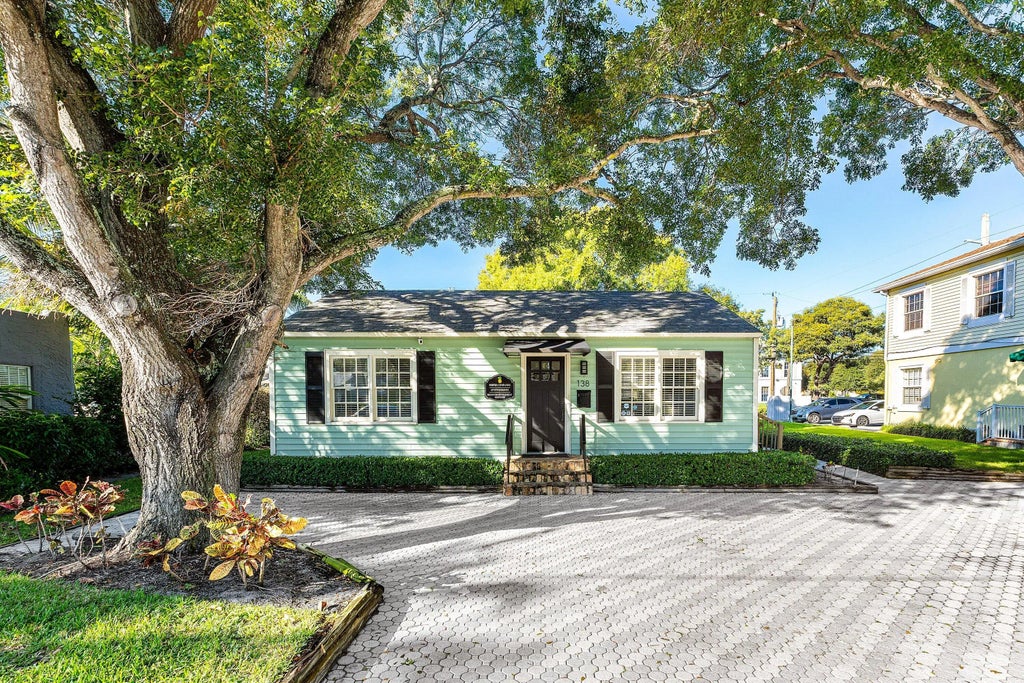 138 N Swinton Avenue, Delray Beach