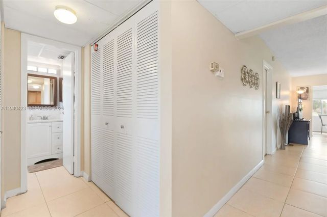 5 of 29 - 1020 Country Club Drive #206, Margate, FL