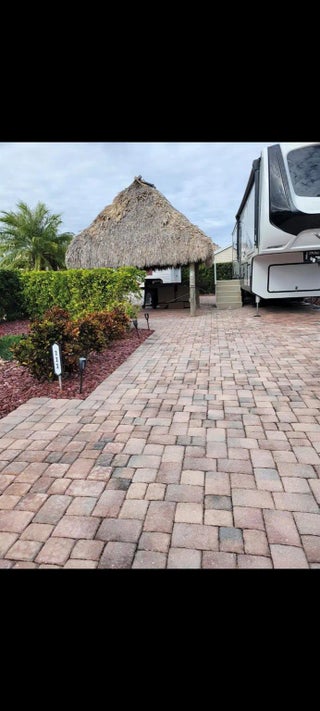 Photo of Listing #F10543991