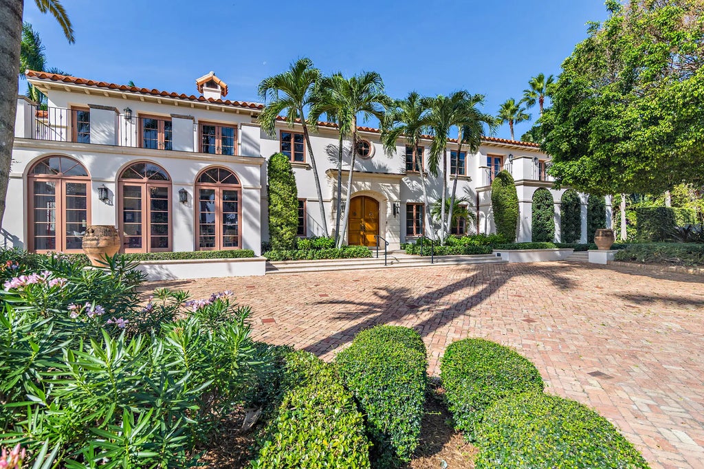 614 Tarpon Way, Palm Beach