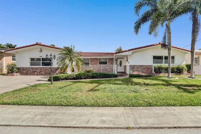 4 of 44 - 2827 Arthur Street, Hollywood, FL