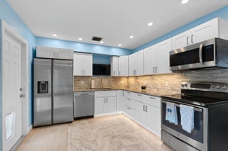 Photo of Listing #R11152204