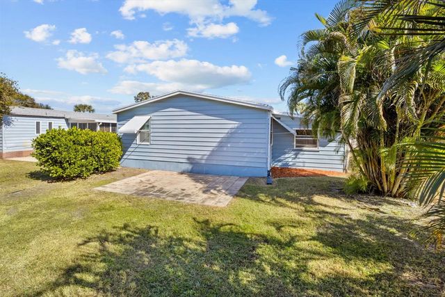 3 of 19 - 2969 Fiddlewood Circle, Port St. Lucie, FL
