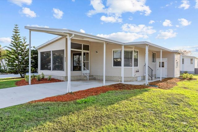 8530 Leadtree Court, Port St. Lucie