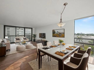 Photo of Listing #R11152253