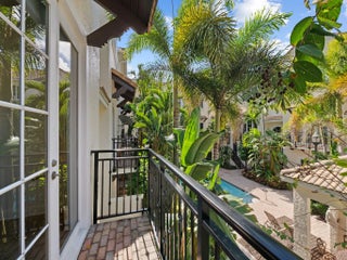 Photo of Listing #F10542952