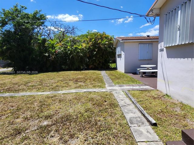 2 of 14 - 1846 Wiley Street, Hollywood, FL