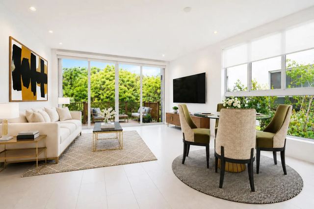 4 of 29 - 2461 Ne 135th Street, North Miami, FL