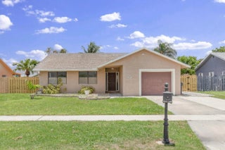 Photo of Listing #R11152323