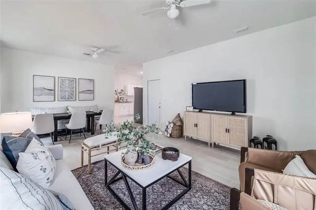 1103 Gigon Court, Sebring