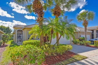 Photo of Listing #R11152397