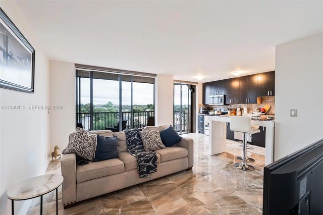 3400 Blue Lake Drive #505, Pompano Beach