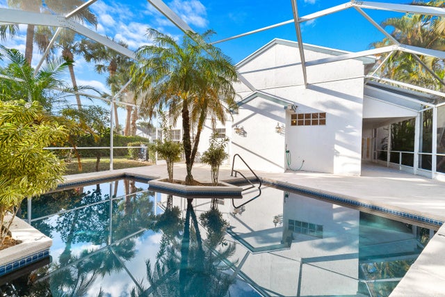 Photo of Listing #R11152447