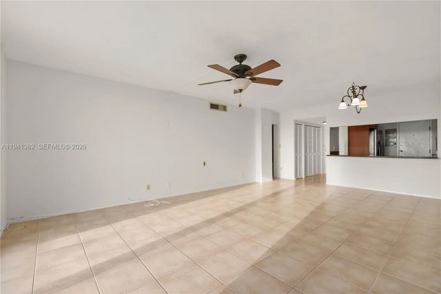 5 of 38 - 437 Golden Isles Drive #4d, Hallandale Beach, FL