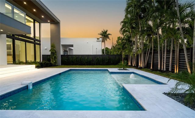 2 of 51 - 508 Ne 9th Avenue, Fort Lauderdale, FL
