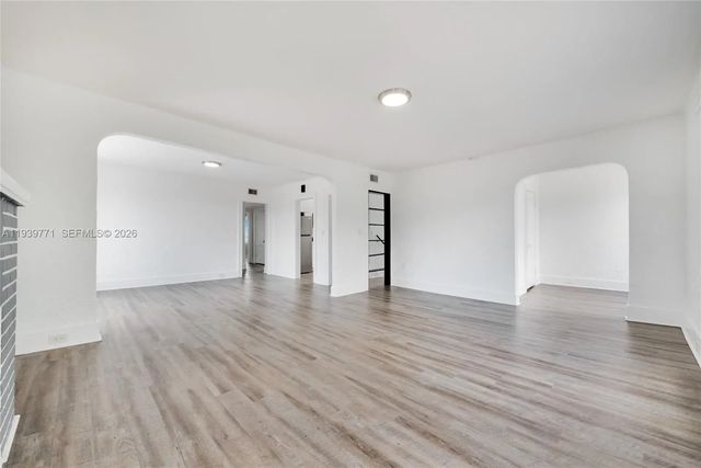 5 of 15 - 1736 Sw 9th Street, Miami, FL