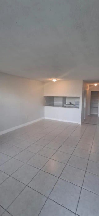 Photo of Listing #F10544304