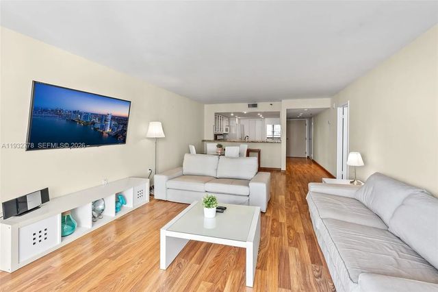 5 of 15 - 555 Ne 15th Street #14g, Miami, FL