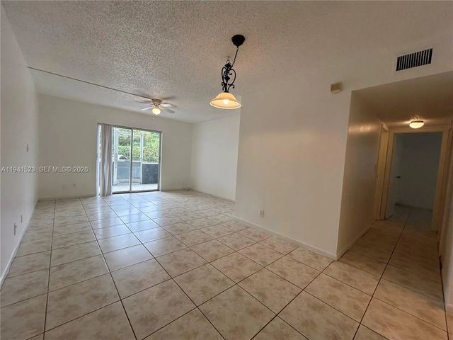 2 of 19 - 4354 Nw 9th Avenue #12-1c, Deerfield Beach, FL