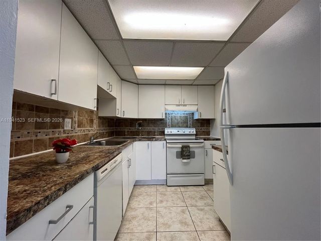 3 of 19 - 4354 Nw 9th Avenue #12-1c, Deerfield Beach, FL