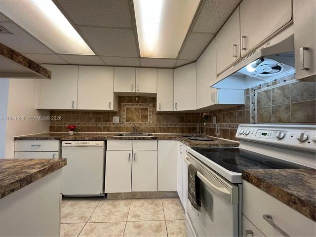 4 of 19 - 4354 Nw 9th Avenue #12-1c, Deerfield Beach, FL