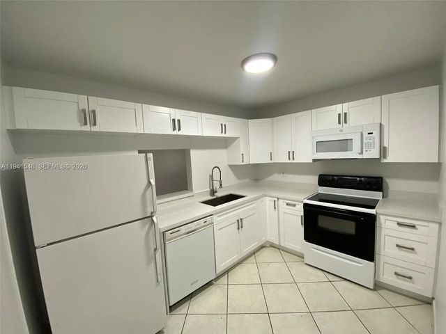 3 of 18 - 4344 Nw 9th Avenue #9-3d, Deerfield Beach, FL