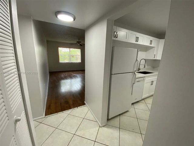 5 of 18 - 4344 Nw 9th Avenue #9-3d, Deerfield Beach, FL