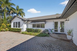 Photo of Listing #R11152544