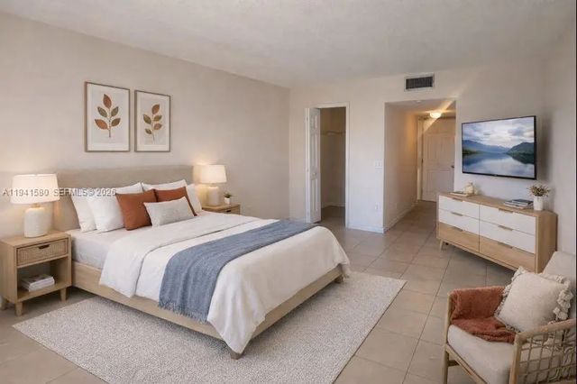 5 of 9 - 12290 Ne 11th Court #203, North Miami, FL