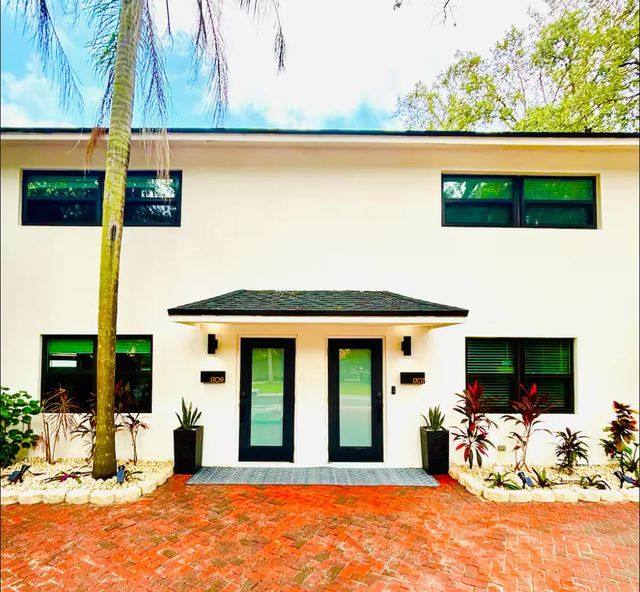 1707 Sw 24th Street #1-2, Fort Lauderdale