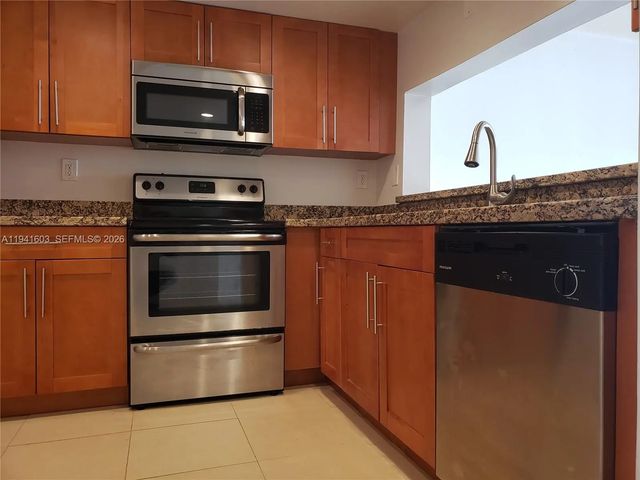 3 of 15 - 461 Sw 113th Way #461, Pembroke Pines, FL
