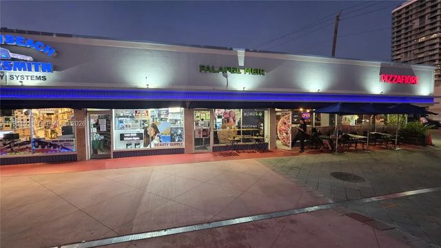 4 of 6 - 707 71st Street, Miami Beach, FL