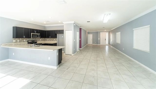 5 of 37 - 3136 Se 2nd Drive, Homestead, FL