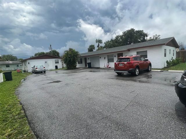 8690 Sunset Drive #a, Palm Beach Gardens