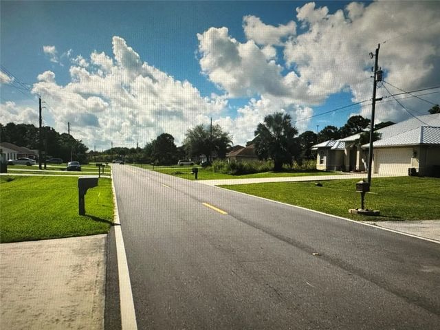 2 of 4 - 2042 Sw Savage Boulevard, Port St. Lucie, FL