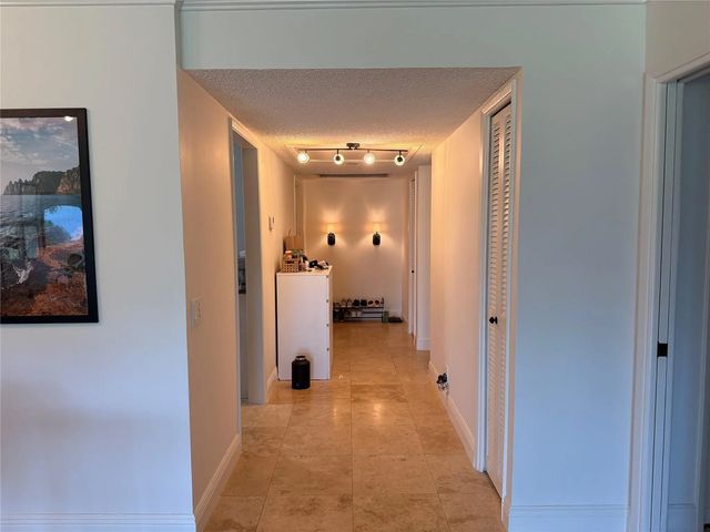 4 of 29 - 3000 N Palm Aire Drive #107, Pompano Beach, FL